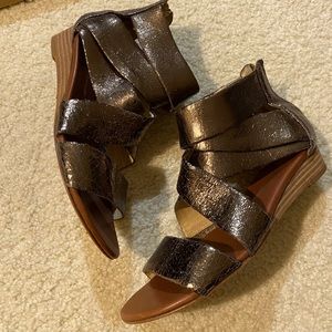 Matt Bernson Delphine Bronze Metallic Crinkle Leather Size 6